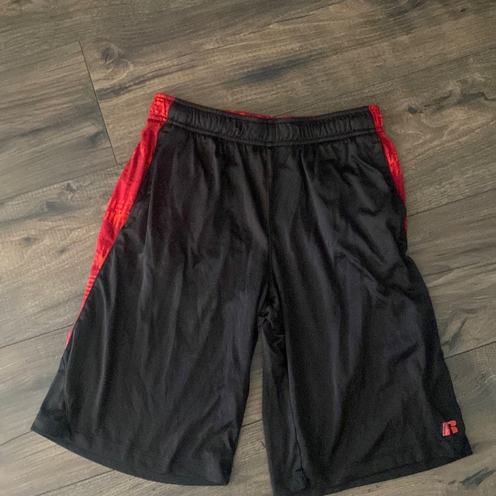 Russel basketball shorts size xl 14/16